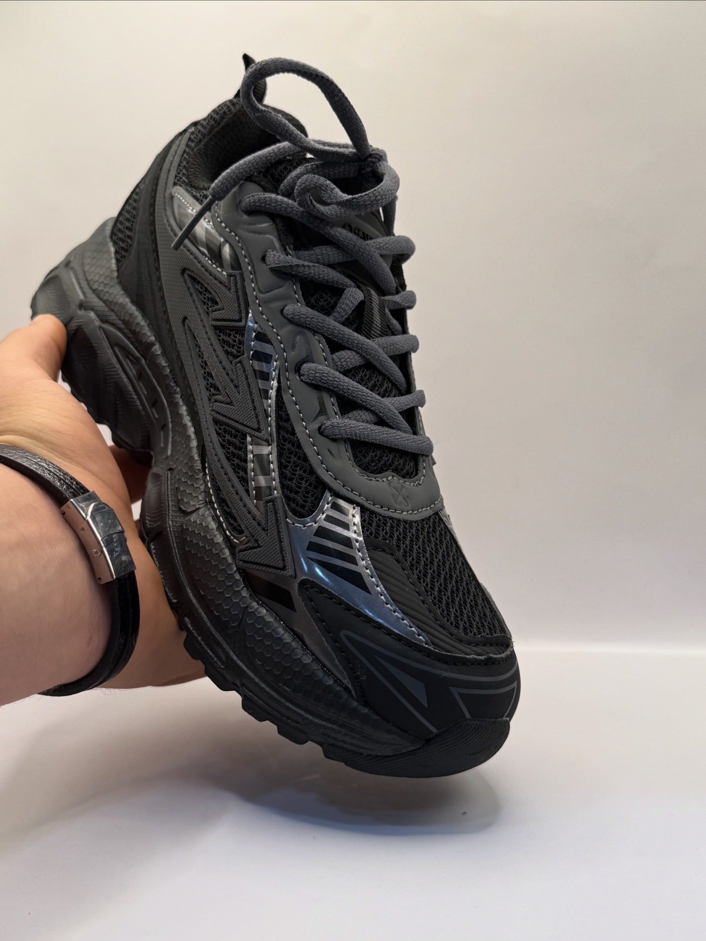 Chaussures Off-White + Cadeau gratuit